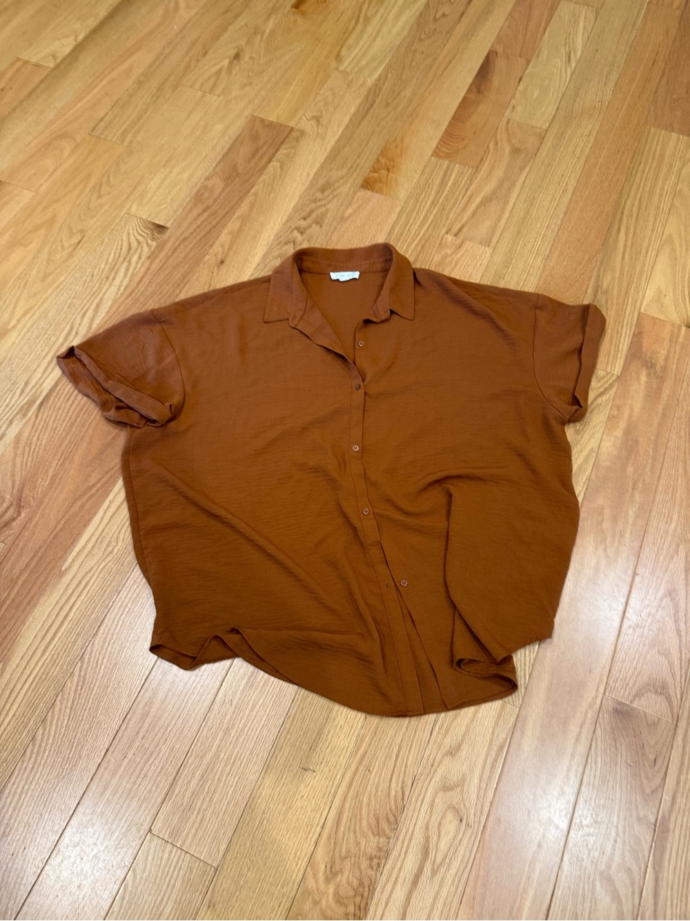 Treasure & Bond Rust Brown Short-Sleeve Button-Up Shirt